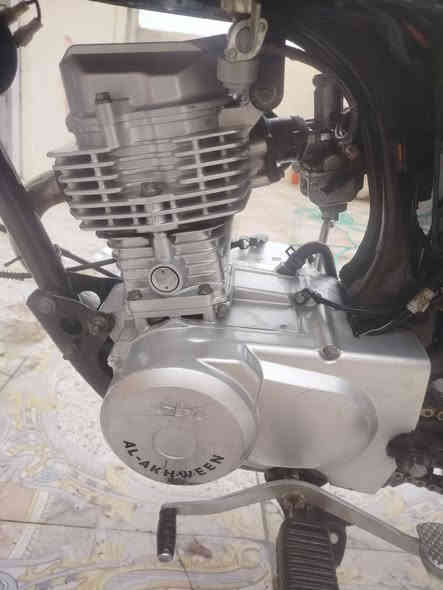 اسلام عليكم شباب تايكر مكينه
رابيدو نظافتها كدامكم مره وحده مجفته 
سعرها 450 بيها مجال جدا قليل 
الدراجه اوراقها ضايعه حته رقم الشاصي موجود 
اكفلك ايها من السرقه الشراي يتصل ويدلل *********** ام قصر
