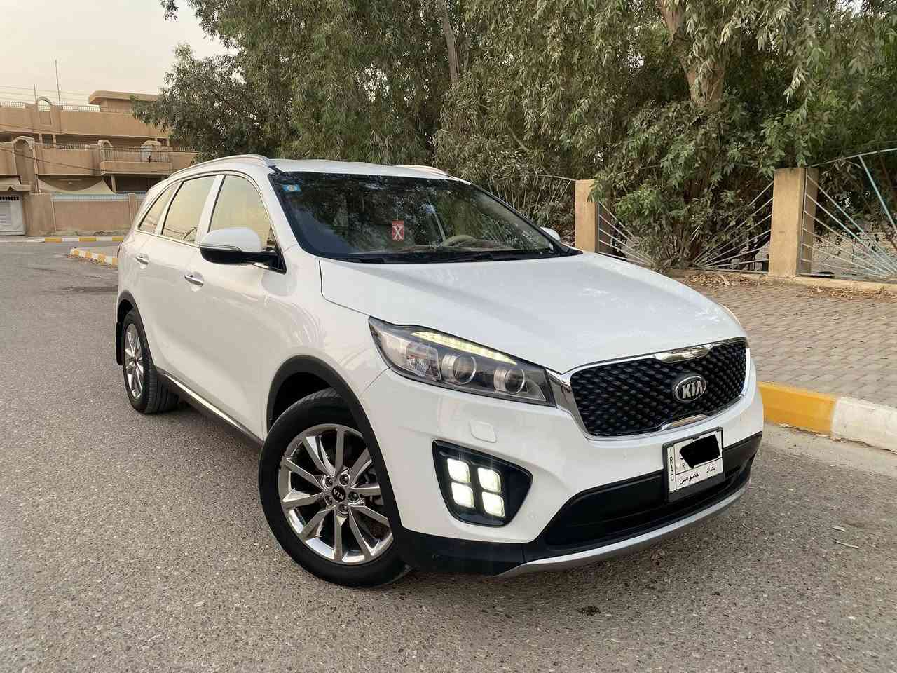 السلام عليكم
للبيع كيا سورنتو  2018  خليجي 

بيه صبغ بس البنيد فقط شرط بدون دواخل  يعني شاصي ولغد سليم 

صور السونار مرفقه مع الصور

مواصفات فووول بس قماره حديد

بصمه + ترحيب   محرك V6

7راكب    3 قطع تبريد ثلج 

داخل جلد + كشن 2 كهرباء 

تحكم ستيرن   شاشة وكاميرا 

دوسات ليزري   بردات خلفيه 

بجم لد + زراك لايت 

كير اوتو ومحرك شرط على وضع الشركة محرك V6  

رقم بغداد مشروع وطني سنويه جديدة يعني شرط التحويل 

السيارة شرط حلووووه وجديده 

جاهزة من كلشي 

السعر 195 وبيه مجال الشراي يخابر ***********
