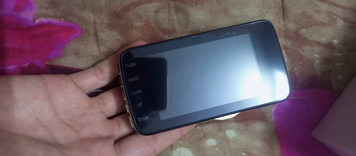 داش كام مثل ما مبين بالصورة اطيني بي سعر وبالعافيه عليك جديد ما مستعمل ((***********)) عندي توصيل
