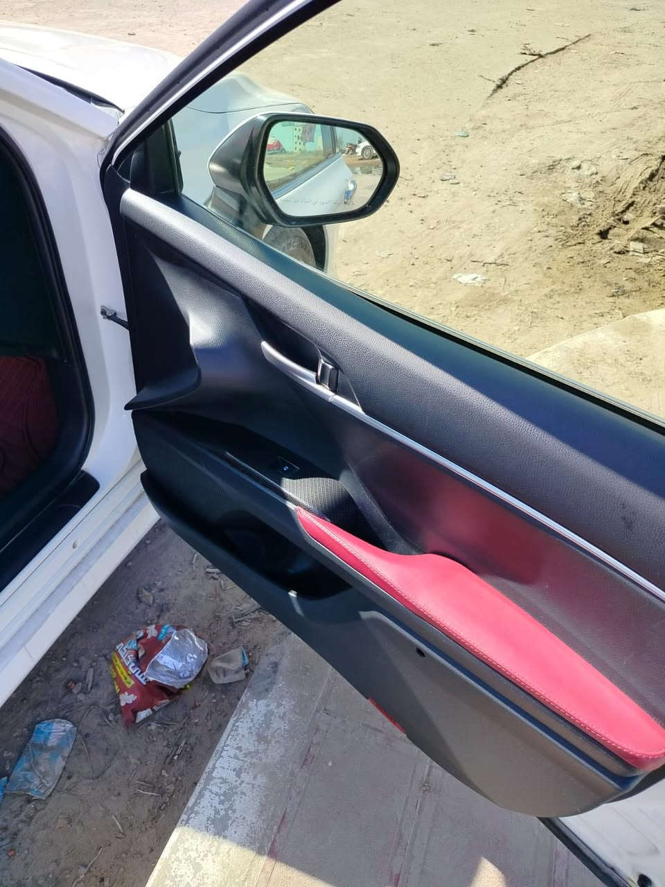 السلام عليكم 
كامري 18 مسجله 23  شرط تحويل  تكسي الامارات كفاله من ضربه  مكينه وكير جديده  هابرد  شحن وبانزين 
السياره مرقمه دولي ذي قار 
السعر 125$
بيع  او مراوس  خاصه كيا بنكو  نثييه 
السياره   كفاله من ضربه فقط جوملغ امامي امبدل 
المكان شطره 
رقم صاحب السياره والاتصال به حصرا
***********
تحياتي
