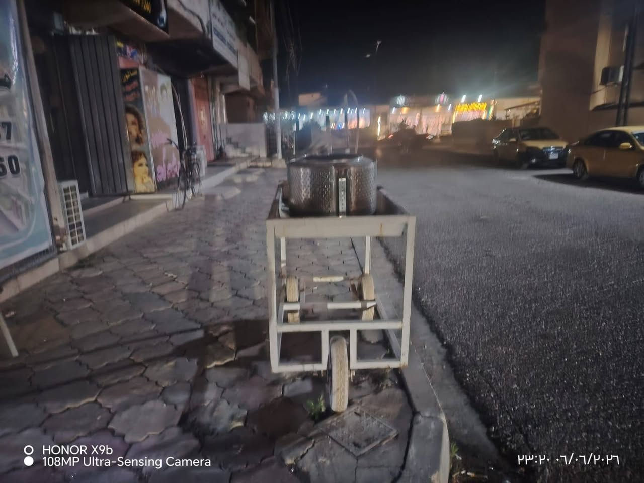 🔹 للبيع محل كامل مع جميع الأغراض الموجودة بداخله
المحل جاهز للعمل ويُباع مع محتوياته كاملة.
📍 الموقع: توله فروش، يم هزار أبو البالة.
📞 للاستفسار والتواصل: ***********
الله يبارك للمشتري ويكتب الخير للجميع. 🌹
