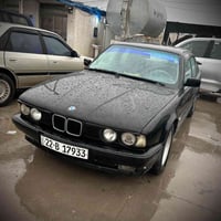 مكينة ٢٫٥ • ١٩٩٠ • غاز وبنزين