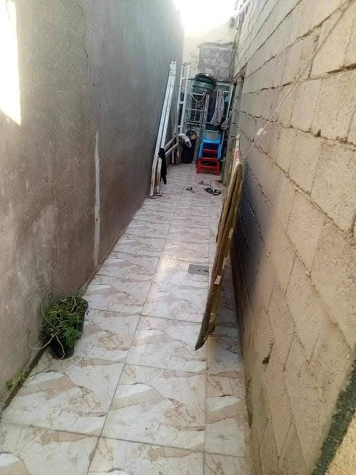 بيت للبيع مساحه 200 سقف عكادة بناء جديد
ارضيه سيراميك
السعر 25 
العنوان منطقة البيضاء قرب لانوار للاستفسار ***********
