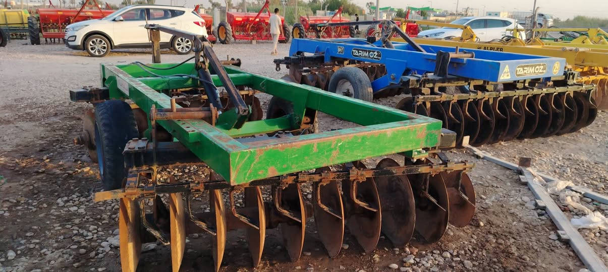 معرض الشمري للبيع دسك تركي حجم 18(باالعزيزية***********(***********
