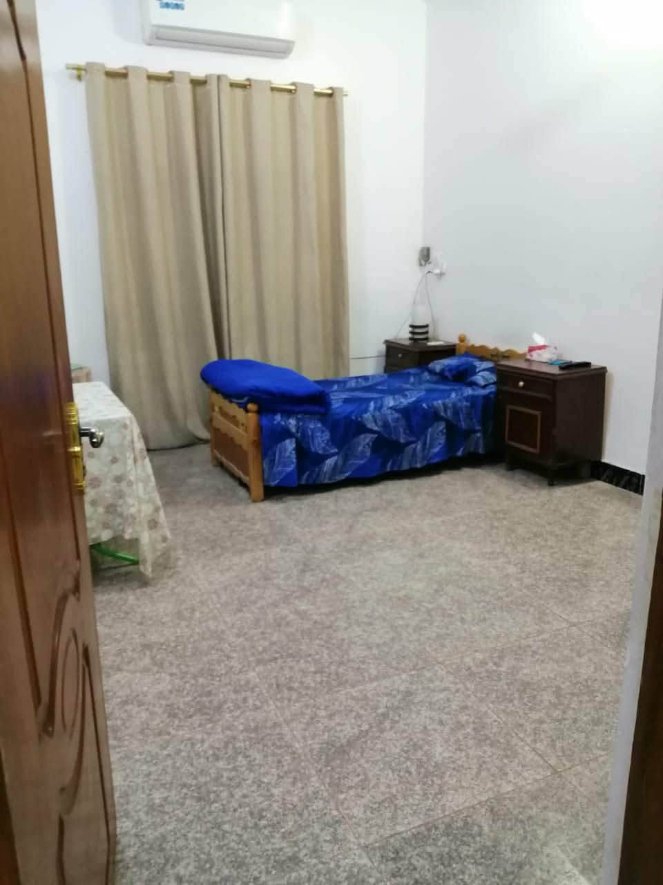🌿 على بركة الله تعالى

🏡 دار للبيع طابو صرف

🌏الديوانية  الاسكان شارع مكتب الحياة ثالث بيت عن شارع السايدين

⬆️ المساحه ٢٠٠ متر

✅ البناء طابقين

✅ الطابق الأول غرف عدد ٢ وصاله واستقبال ومطبخ وصحيات داخلية وخارجيه ومناور وكراج كبير

✅ الطابق الثاني غرف عدد ٢ وصاله وصحيات

🌿 السعر سوي متابعه للصفحه و علق بالصلاة على محمد وآل محمد يجيك السعر خاص

🏤 مكتب ابو عبدالله الشمخاني للعقار

🌏 عنوان المكتب حي الزهراء قرب مدرسة الامل الاهليه

☎️ للاستفسار ***********

✅ تابع الصفحه وشوف العروض اول بأول

❤️ عندك عقار تريد اتبيعه دزه خاص والباقي علينه ديوانية, القادسية
