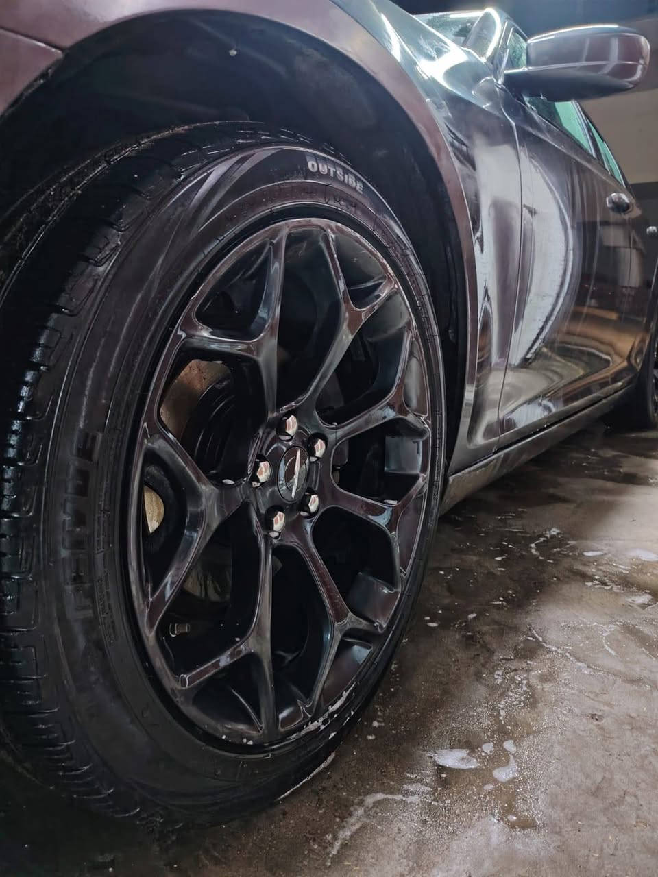 سلام عليكم 
كرايسلر اوباما  اصل 2020 فئة s ادوات كفاله من العيب الشرعي والسرقه والعشاير
متوم ارقام وسنويه فقط.. كير ومحرك وتبريد بشرط
محرك3600
مواصفات s معروفه
كشنات جلد+كهرباء 
تحكم ستيرن 
ويل كب 20
تشغيل عن بعد
هيترات بلمري
مكاني بغداد
السعر 105 وبيها مجال بسيط
*********** واتس اب فقط
