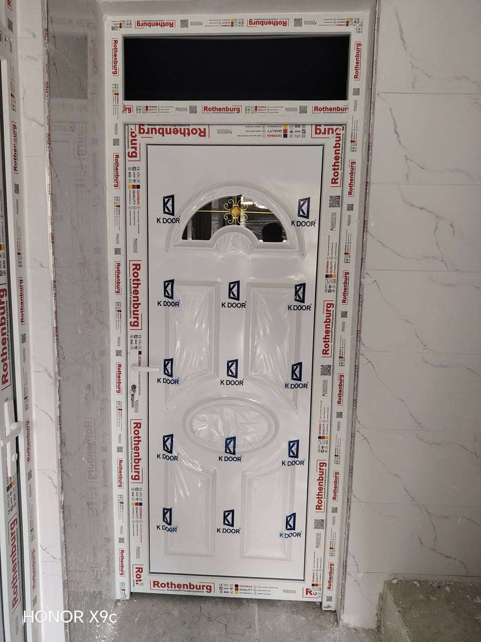 باب بلاستك درجه 1
100 الف معا الشد
شباك ابيض معا الشد25 دولار
العنوان موصل صناعه الكرامه
***********
***********
