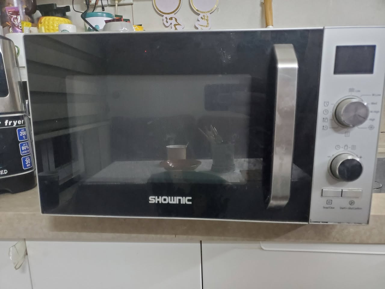 السلام عليكم
ثلاجة و مجمدة و مايكروويف للبيع مستعملات

ثلاجة فستل ارتفاع 140 سم 

مجمدة هايسنس ارتفاع متر 

مايكويف شونك

ثلاثتهن ب 100 الف قفل

مكاني الوزيرية قرب مستشفة الدولي فرع مطعم جكن اكسبريس


**إذا كنت صاحب هذا الإعلان وتريد حذفه لأي سبب، رجاءا أرسل رسالة إلى الدعم الفني**