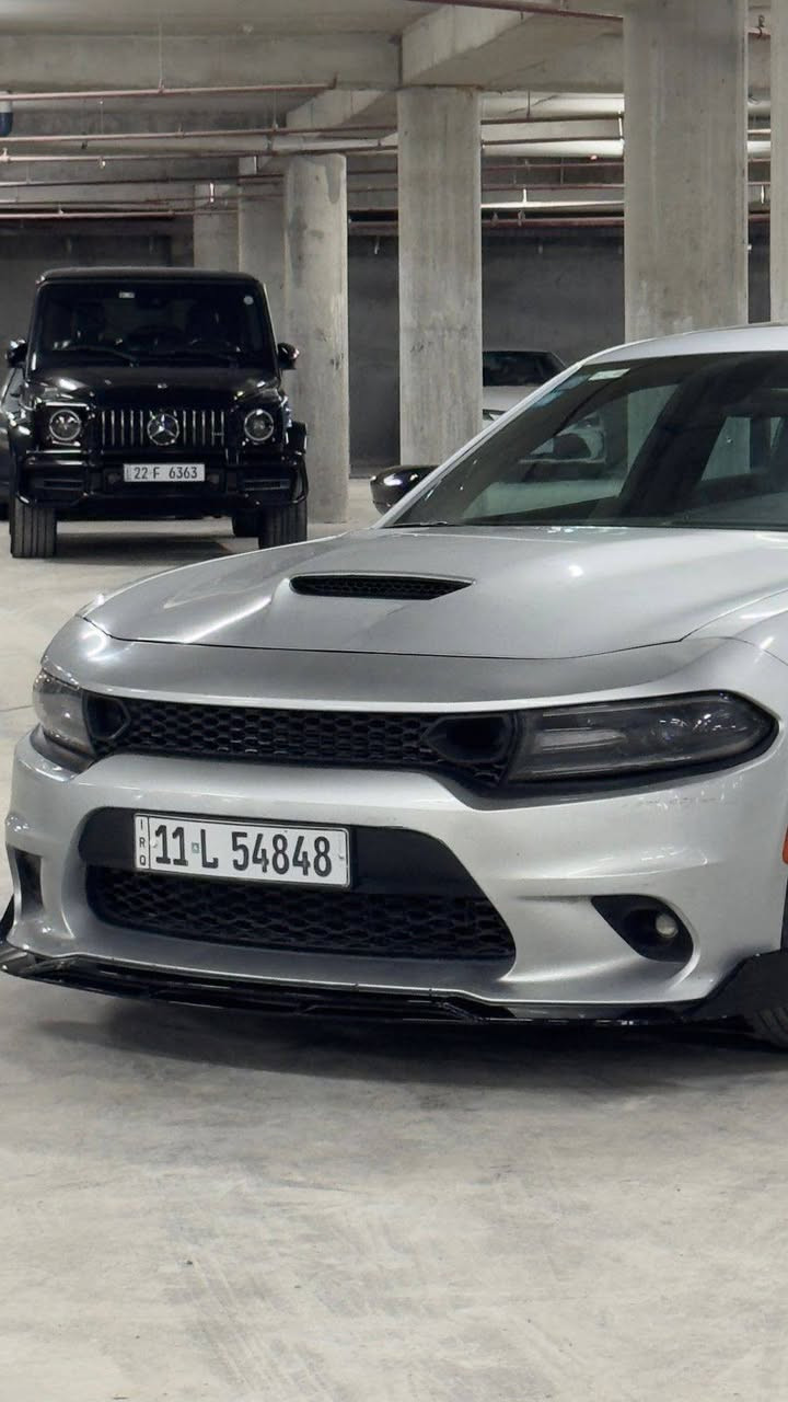 الوصف
جارجر 2021 أصل فول مواصفات لون رصاصي 🩶
رقم بغداد SXT PLUS
وارد امريكي حادث (بنيد تبديل + جاملغ) تبديل بدون دواخل
المحرك: V6 3.6L
ماشية: (40الف ميل)

المواصفات:
1- فتحة
2- كامره دوا‌رة
3- مقاعد أمامية كهربائية عدد 2 جلد (تدفئة + تبريد)
4- تبريد ثلج قطعتين
5- مصابيح عدسة
6- كراسي كهرباء
7- ويل قياس 20 إنج
8- حساسات خلفية
9- تشغيل عن بعد
10- مكينة 6 سلندر
11- ستيرنغ 6 مساعد
12- مانع انزلاق
13- كشن حضن + خزن ميموري
14- مقاعد خلفية تدفئة
15- محدد سرعة
16- تدفئة ستيرنغ
17- دخول ذكي بصمة

📌 السعر: (220)
📌 مكان السيارة: ( بغداد حي الحسين ) 
📌 رقم الهاتف *********** بغداد, العراق
