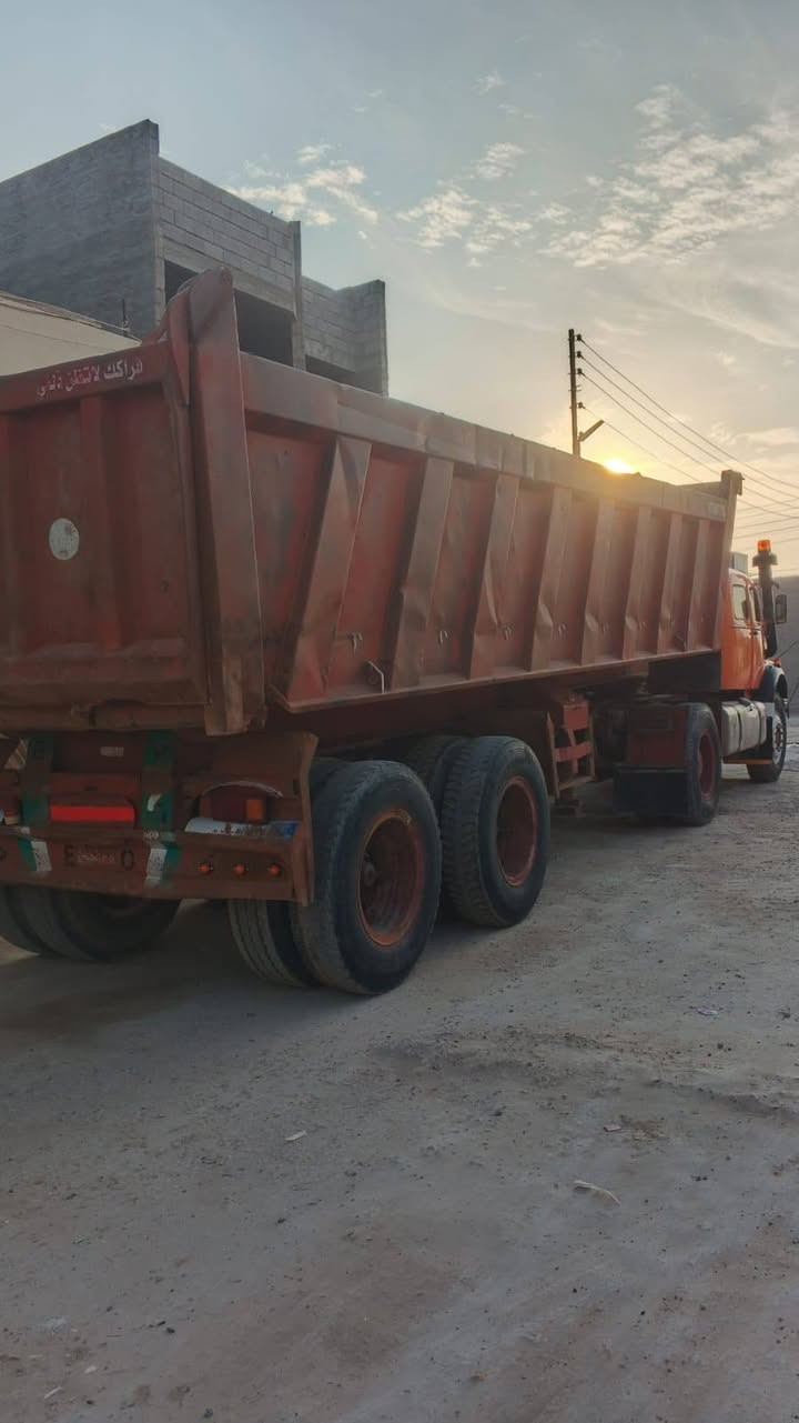 سلام عليكم اقجم البيع سياره جديده محرك سوبر كير 130 عربانه حداديه جديده تحويل ثاني يوم موديل 1981 مكان الانبار رمادي مكلف بل نشر رقم صاحب سياره  ***********
