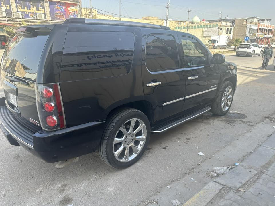 موديل 2014 دينالي مكفوله ماعدا الجاملغ الخلفي صبغ وباب الجنطه مبدل بلادي فول مواصفات للاخير حته نقطه عمياء ورادارات بيه والمراي قلاب من ترجع بگ ومحرك وگير بلاديات
رقم بغداد مشروع وطني اصوليه
***********
