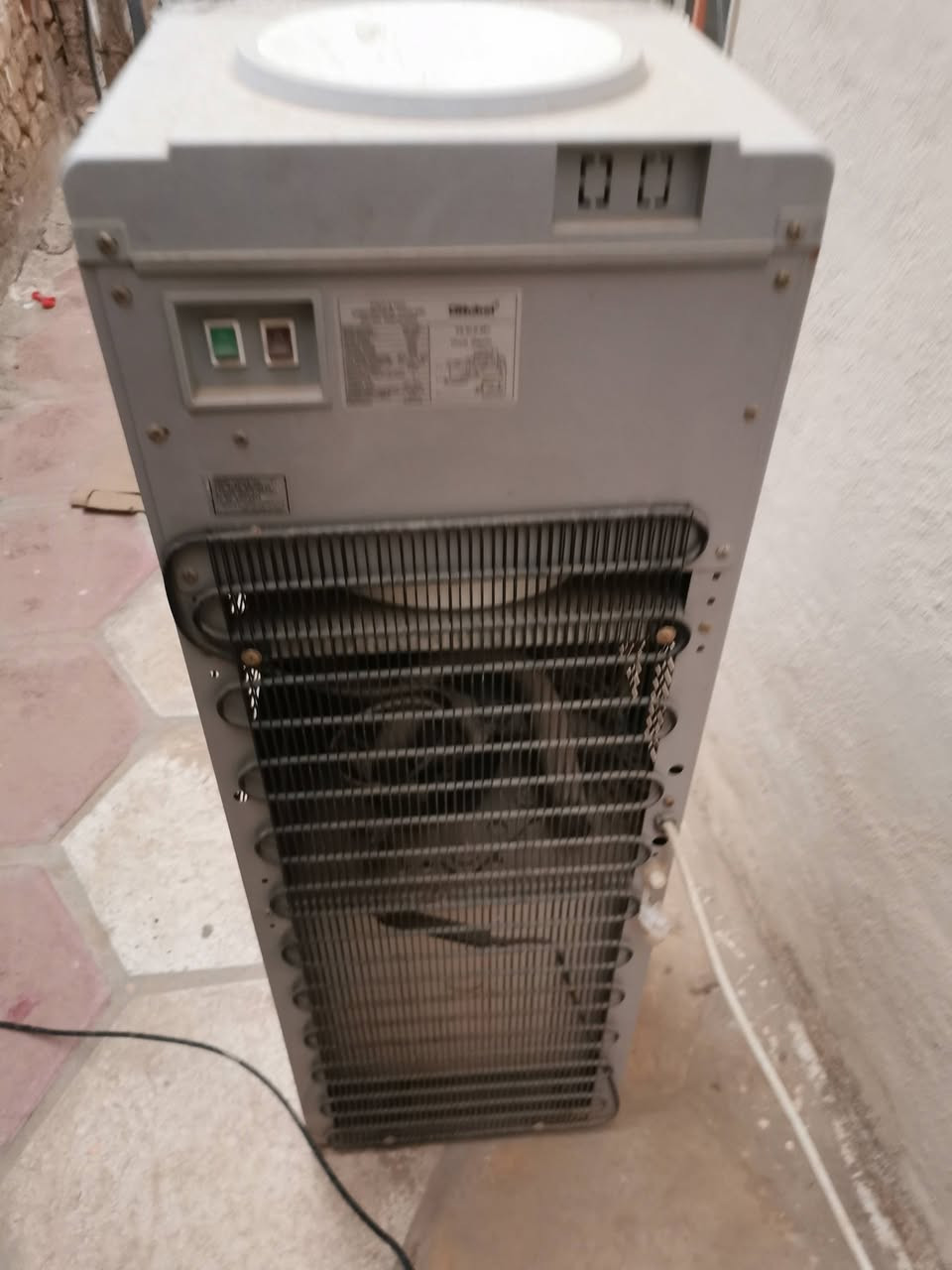 براد ماء شغال ميه بالميه بارد وحار..الحار مي يغلي والبارد ثلج السعر ٥٠ الف قفل


**إذا كنت صاحب هذا الإعلان وتريد حذفه لأي سبب، رجاءا أرسل رسالة إلى الدعم الفني**