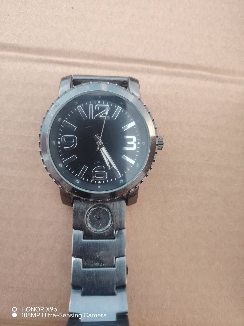 السلام عليكم عندي هااي ساعات مركه قديمه البيع شلعه


**إذا كنت صاحب هذا الإعلان وتريد حذفه لأي سبب، رجاءا أرسل رسالة إلى الدعم الفني**