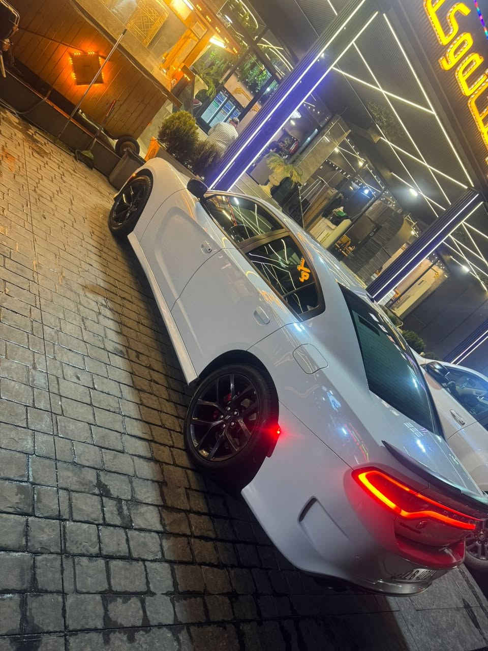 سلام عليكم دوج جارجر موديل2019 GT  سياره   سياره مكفول كفاله عامه  بلادي جي تی
مواصفات سياره GT 
رقم ☎️ ***********
شاشه كبيره كاربلي
كشنات حضن جلد كهرباي 
كشنات تتفيه امامي خلفي
داخل مالکی احمر
شفتات استيرن 
فتحه بل سكف سلايت
كامره خلفي دواره 
حساس خلفي امامي 
بونيد فتحه 
ويل 20 بلادي Gt
سستم سماعات Alpain
سياره ماشيه86 
محرك 3600
2 بصمە شرکە
سياره مكفول كفاله عامه  تبريد تتفيه مكفول رقم سنويه جديد بسمي شرط تحويل السياره احله من صور  كله علي وضع شركه استفسار رقم هاتف ☎️ ***********  مكان سياره بصره
