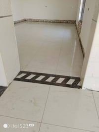 كادر سيراميك • متفرغ • الرمادي