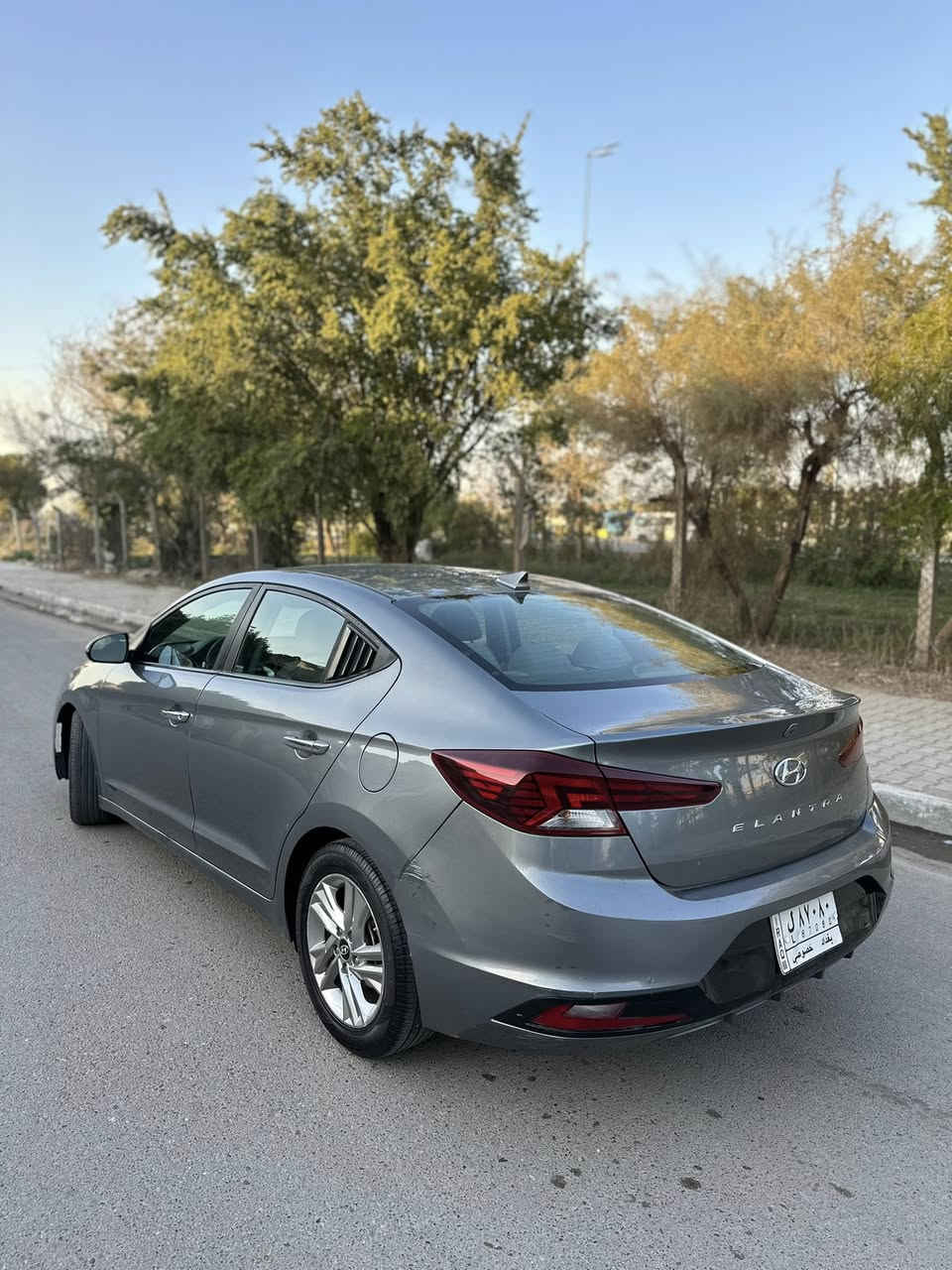 سلام عليكم
للبيع النترا 2019 رقم بغداد ب اسمي
مواصفات العادية معروفة
حادثها بنيد فقط وبيها بارد باب السايق موحلو صار وعدته صبغ ع كد البارد ومخلي صورته بالمنشور
گير محور AT 
مكينة مكفولة سونار بالمنشور
سيارة جديدة وجاهزة بدون اي نقص

السعر #127ورقة

مكاني بغداد الجديدة
‎ 0772 270 4434 مصطفى
