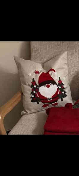 ...  وصلت وجبة جديدة من وجه كوشة رسمات كرسمس تطريز ظاهر قماش كتان قياس 42*42 ... سعر  القطعة 3 الاف دينار                                                       
                                                    منشور (252)
     ( الجملة ) تواصل واتس اب 00905538830824             
     ( المفرد)  تواصل واتس اب *********** 

   .... امكانية تطريز اي رسمة حسب اختياركم ....
               
... اخواننا التجار مستعدين لشحن جميع انواع بضائعكم من تركيا الى كافة محافظات العراق .. 
... تسهيل عملية الشراء من خلال وجود حوالات مالية تسلم في 
العراق ونسلمها للتاجر في تركيا ... 
... لمعاينة المنتج ممكن زيارة محل الحاج علي للمفروشات قرب ساحة عدن .
