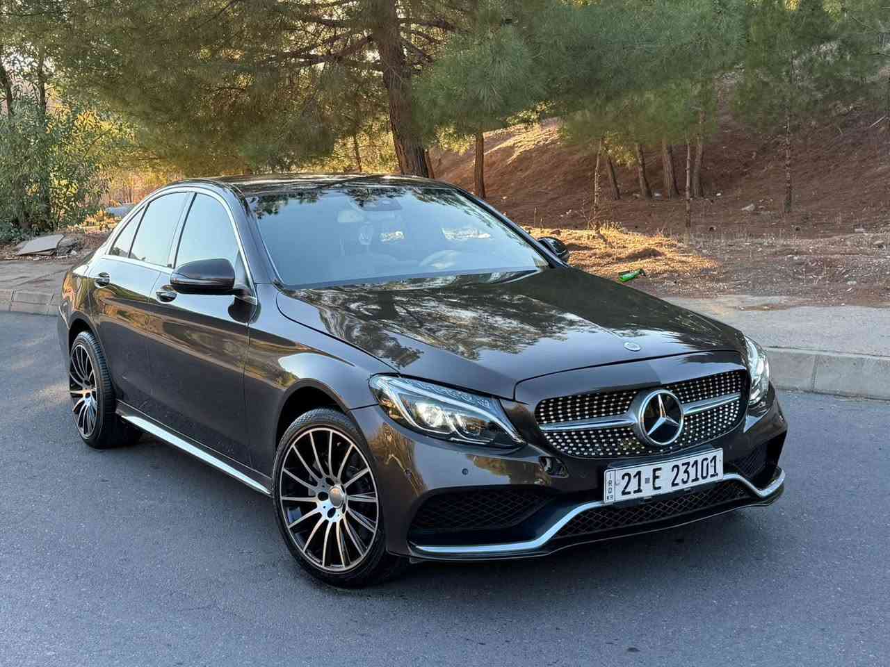 مرسيدس ٢٠١٦
بوند و جملغ سبغ ارباك سستم 
سعر ١٦٥ و مجال 
سياره ب دهوك  
واتساب ***********
