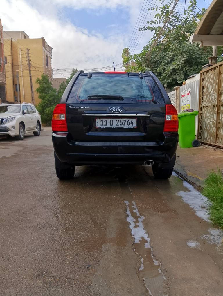 ياالله 
السلام عليكم 
كيا اسبورتج موديل 2007 بغداد بأسمي السنويه لغايه 2030 سياره جارده ومصبوغه حزام السعر 93$ بيه مجال بسيط للبيع او مراوس ببيكم دبل قماره مكان السياره بغداد الكرخ للاستفسار *********** 
*********** بغداد, العراق
