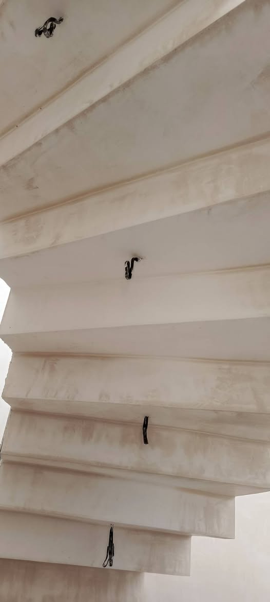 كادر جص لبخ شرط مصطرة و سرعة و نضافة و حسب الطلب ***********
