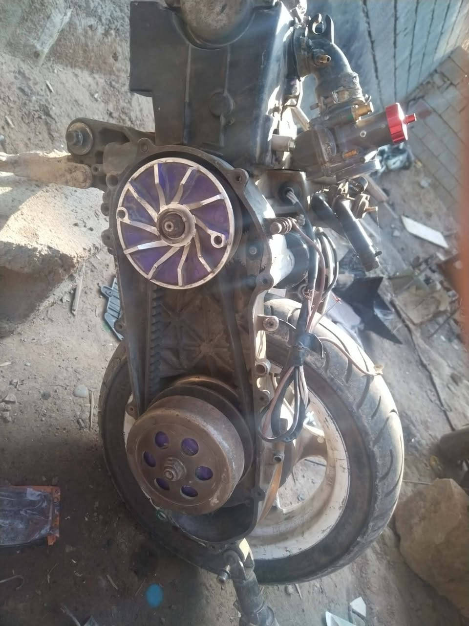 مكينه سكنس للبيع مكفوله من الكور للتاير كامله مكمله بس شد حتى ملف بيها
مكينه شلعه ومعدل 
براغي ٧الوان 
ولفات جدد اصليات
٥٨ ونص اصليات وجدد 
كلجات امامي وخلفي رياضي جدد اصليات
كابرتر قفاز اصليه 
سلف اصلي رياضي
مكينه كامله مكمله بس شد تريد سويها نوزل بس شد جوين وجويتر 
 متواجد فيس وهاذا رقمي بس واتس اب ***********
