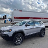 تريل هوك • ٦ سلندر • ٤×٤