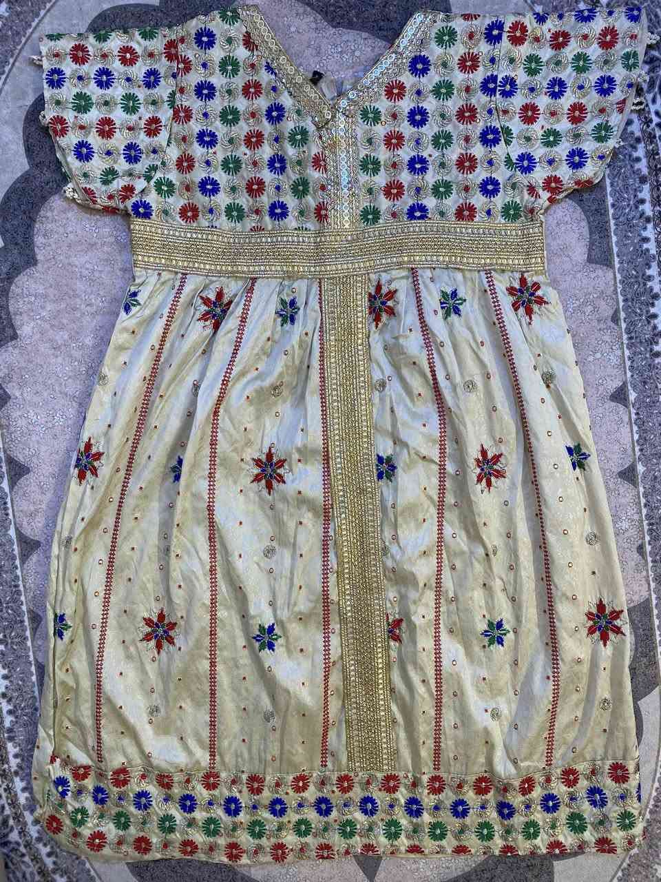 هلو حبايب بقت كم قطعه عليها تخفيض قوي
الاسعار ١٥ الف فقط 
الاعمار مثبته اسفل الصور


**إذا كنت صاحب هذا الإعلان وتريد حذفه لأي سبب، رجاءا أرسل رسالة إلى الدعم الفني**