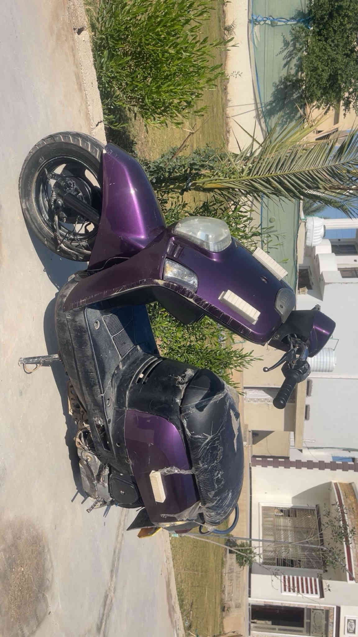 دراجه بوليس للبيع نضيفه سعرهه 450وبيهه مجال هذا رقمي ***********
