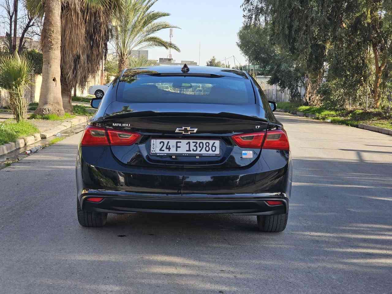 السلام عليكم
للبيع
سعر مناسب 96 ومجال بسيط
شوفرليت ماليبو موديل 2018 
ماشيه 90 الف فقط 
محرك وكير شرط 
المواصفات 
تشغيل بصمه 
4 بيبان بصمه 
شاشه كامرا خلفيه دواره
كشن كهرباء 
تحكمات ستيرن 
قطعتين تبريد 
🚫بيها تبديل بوند جاملغ فقط بدون دواخل مرفق السونر وصور الضرر بلمنشور 🚫
رقم دهوك الجديد سنويه 2025
شرط التحويل 
السياره جاهزه 
العنوان موصل حي المحاربين 
للإستفسار الاتصال 
***********
***********
