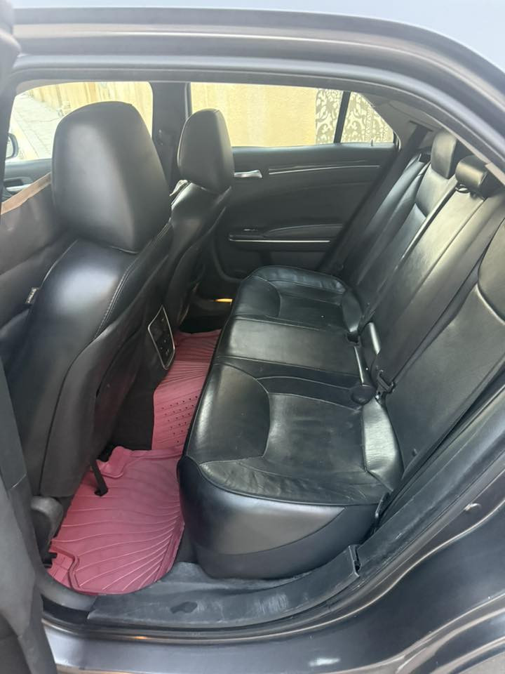 اااداااوااات ادااااوااات 
اوباما 2017 c300
لون فيلي 
سيااره مال جناي مثل مابينه بلصوره نضيفه السياره بشكل موطبيعي 
كصه جنطه 
كفاله كير مكينه عشائرياً
فتحه بانراما 
مكان السياره /البصره 
سعر 90$ وبيها مجال للشراي 
التواصل واتساب او ماسنجر
***********
