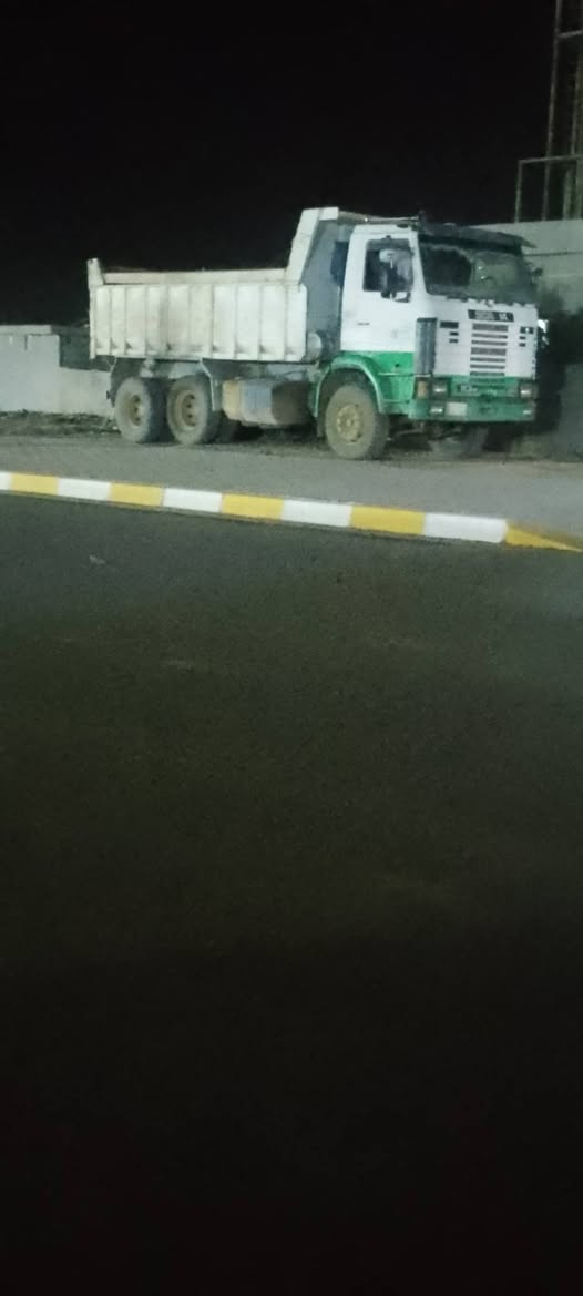 السلام عليكم
سكانيا 113  حجم محرك 380 حجرة كبيرة كير 900   مجموعة فولفو شفت ١٧سن مكفولة كفالة عامة  محرك معمر جديد ستندر كير و مجموعة وضع شركة  قمارة و شاصي بالشرط  تخم تاير و صدر جديد   مشروع وطني حصة كاز محدث  سعر 225 
***********
