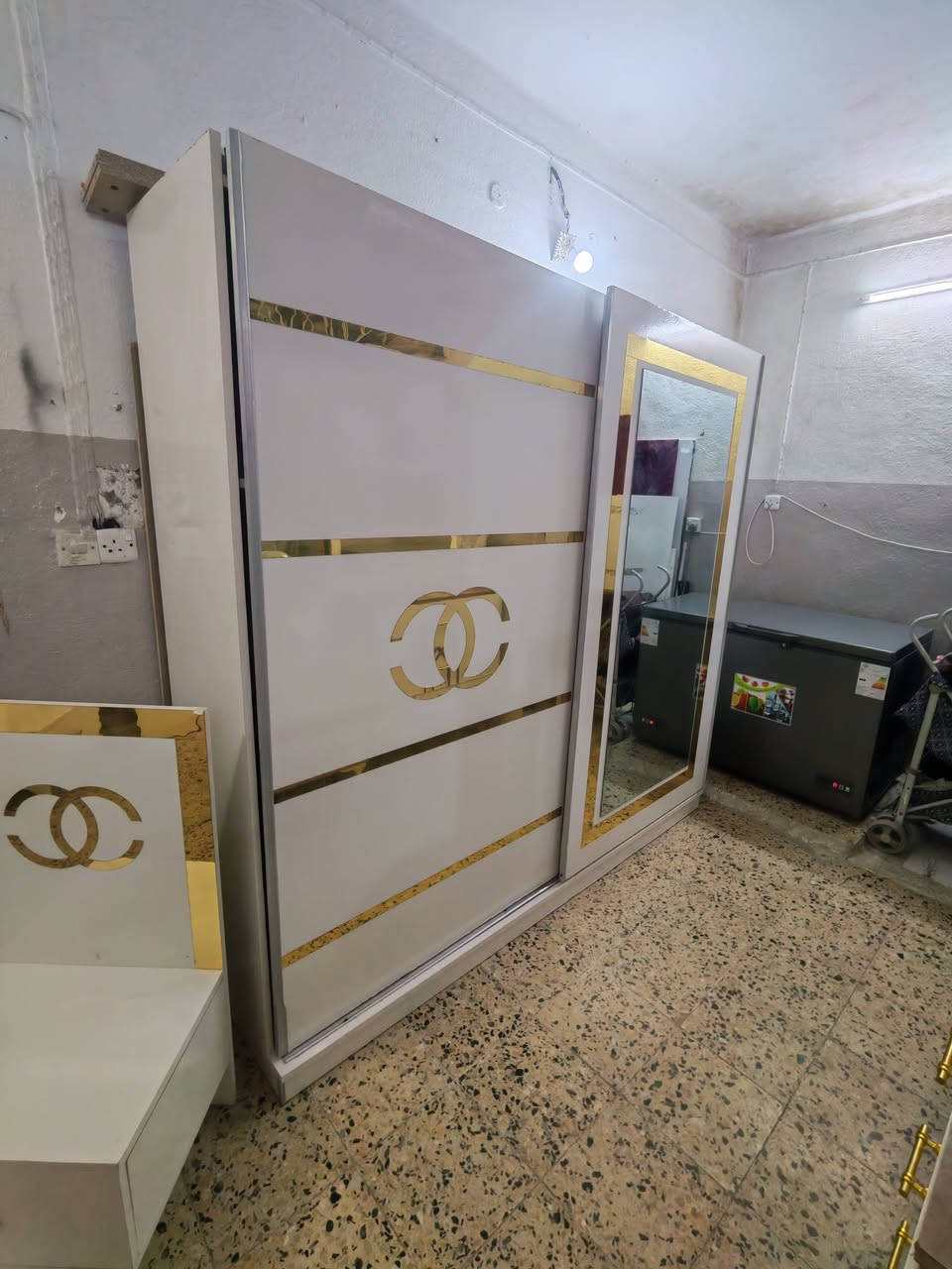 السلام عليكم غرفه نوم نظيفه ٦قطع السعر عل خاص


**إذا كنت صاحب هذا الإعلان وتريد حذفه لأي سبب، رجاءا أرسل رسالة إلى الدعم الفني**