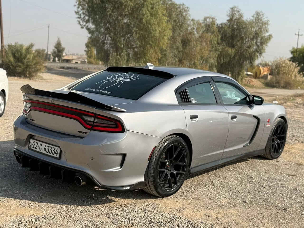 سلام عليكم RT
للبيع جارجر موديل 2018 رقم اربيل بسمي رقم جديد هزا كلها جديد تخم تايرات جدد محرك 8 5700 RTمحرك شرط ظرر 3قطع  سيارا حيل حلوه وجاهزه نشاط فول  سعر 185 وبيها مجال يرهم امروس حسب القناعه ***********
