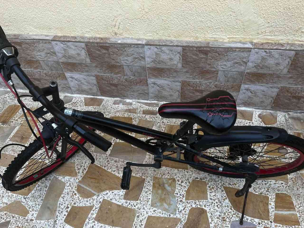 بايسكل باله للبيع ياباني 6نمرات ٩٠ وبي مجال


**إذا كنت صاحب هذا الإعلان وتريد حذفه لأي سبب، رجاءا أرسل رسالة إلى الدعم الفني**