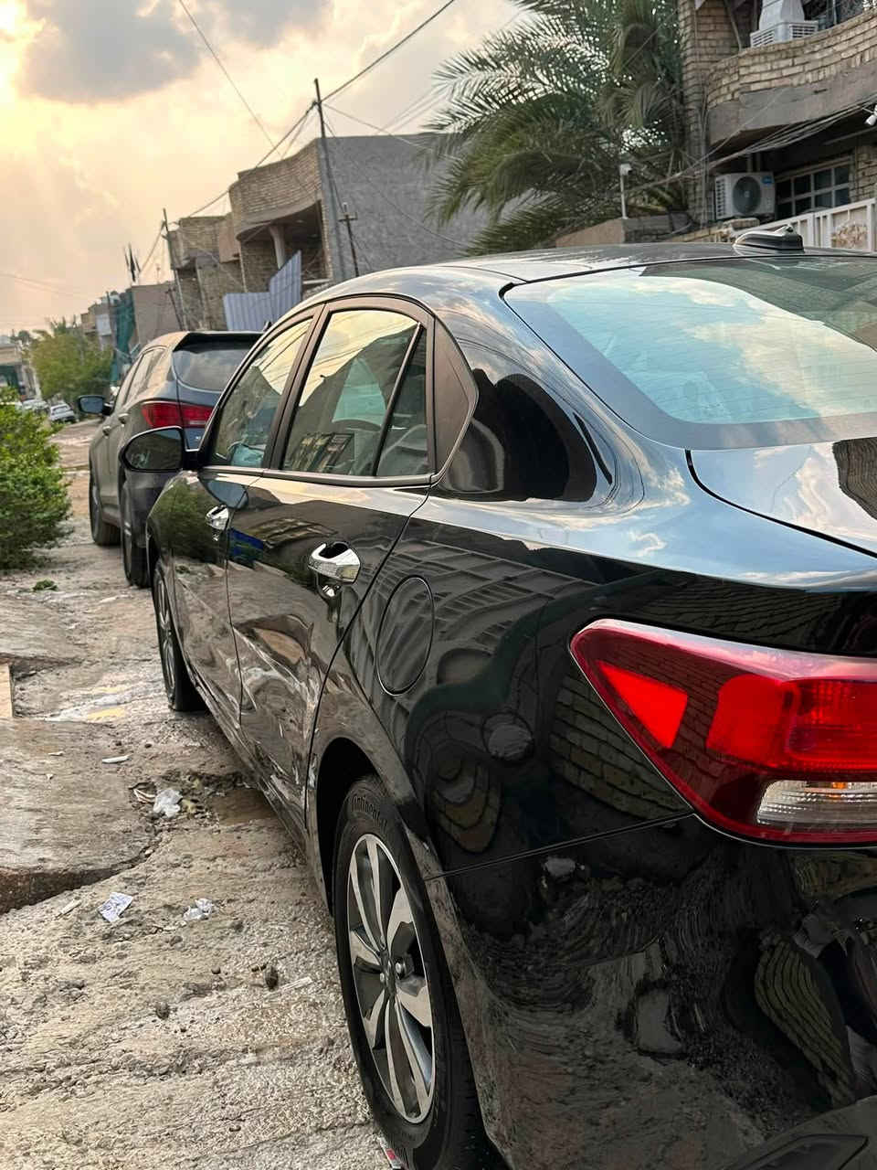 السلام عليكم سيارة كيا ريو 2023
مواصفات بصمة ابواب بصمة تشغيل رادار امامي 

السيارة تراي زيرو ماشية 24الف كير محرك وكالة مكفول ضربته مثل ما موضح با الصورة مبدل فقط بنيد وبارد با الجاملغ والبنيد القديم موجود +باب الصدر والورا من امريكا مبدلات بدون اي حادث او دواخل السيارة بدون ايرباك ايرباكات سليمة مكفولة من اللغد والشاصي والدواخل سيارة نصبته حلوة ومماشية وبا العافية ع الياخذه 

السعر با 120

وبيه مجال حك الجية
مكاني الدورة

الرقم ***********
