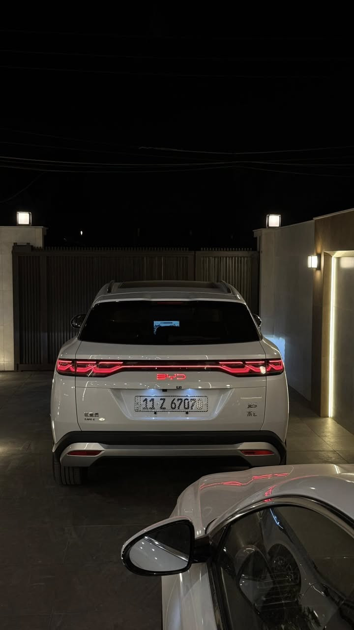 سلام عليكم byd song l فلاك شب فول تجي 5 كامرات دبل كرسي كهرباء تدفئه ستيرن كراسي تدئفه تبريد شاحن وايرلس بنروما لدات دشبول و ابواب صدوك كهرباء رادارات تحديد مسار قيادة شبه ذاتيه  السعر 32.000.000 مليون قفللل قفللل رقم بغداد حلو 
تواصل***********
