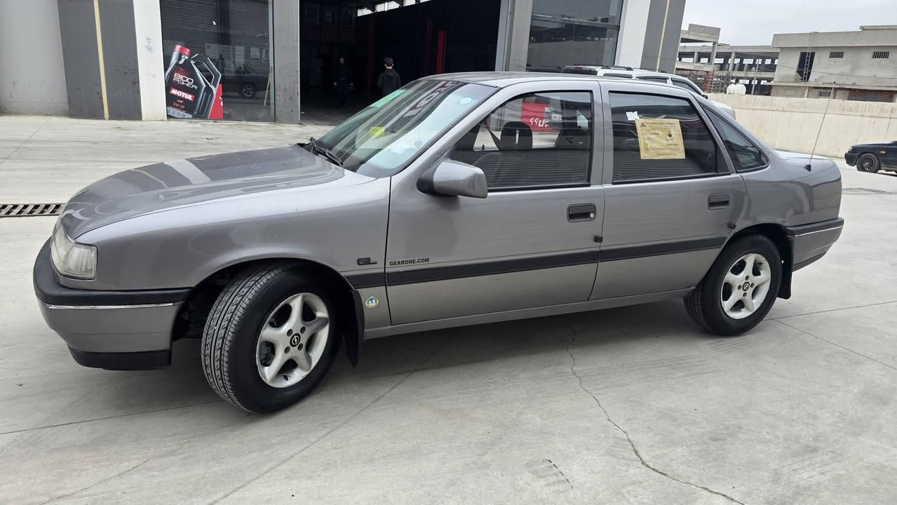 فكترا للبيع موديل ١٩٩١ حجم ٢٠ كير توماتيك رقم وهزه جديد سنويا بسمي سياره جهاز سعر ٥٥ بيه مجال 
استفسار اتصل ***********
