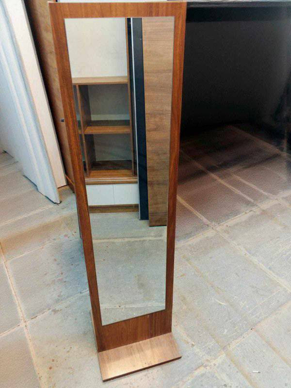 غرفة نوم مستعملة🇹🇷
 نضافة 90 ٪💯فول نضافه
عدد القطع /7
نضام / سلايت💢
سعرها 400قفففل💸
شد ونقل داخل بغداد مجاني🚛
يوجود توصيل محافضات 🚛


**إذا كنت صاحب هذا الإعلان وتريد حذفه لأي سبب، رجاءا أرسل رسالة إلى الدعم الفني**