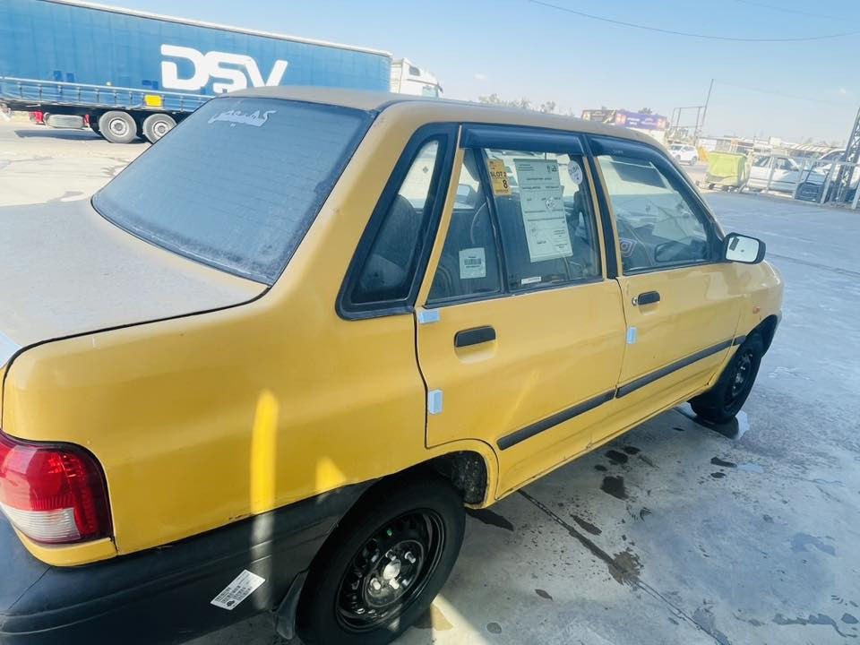 السلام عليكم
للبيع 2011
كير مكينه جدد
بيهة براكيت واحد معمر
كهربايات كلهة شغاله 
مصفره هيه وغرامه 
رقم انكليزي 
السياره جاهزه من كلش
السعر 23
العنوان بغداد تقاطع النهروان 
الاستفسار 
***********
***********
