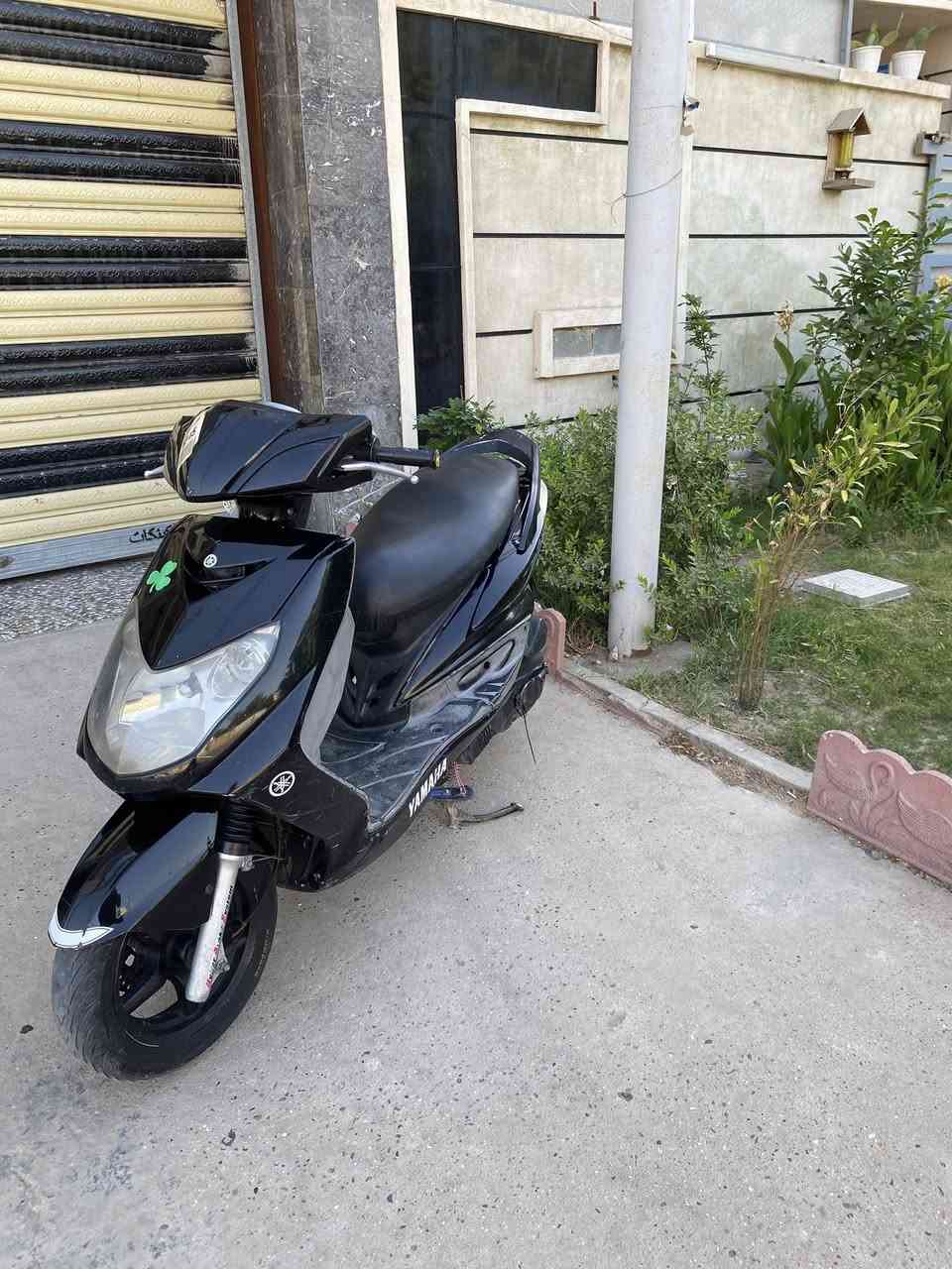 سكنس فحل مكفوله دراجه  مكينه بلاديه نكره سلف هندر بكل وقت لانضوح لاتبخير لاتنقيص دراجه بلجيس كبل شغل وطلع معايزه شي الدراجه *********** مكاني دوره سعرها ٧٠٠ بيها مجال
