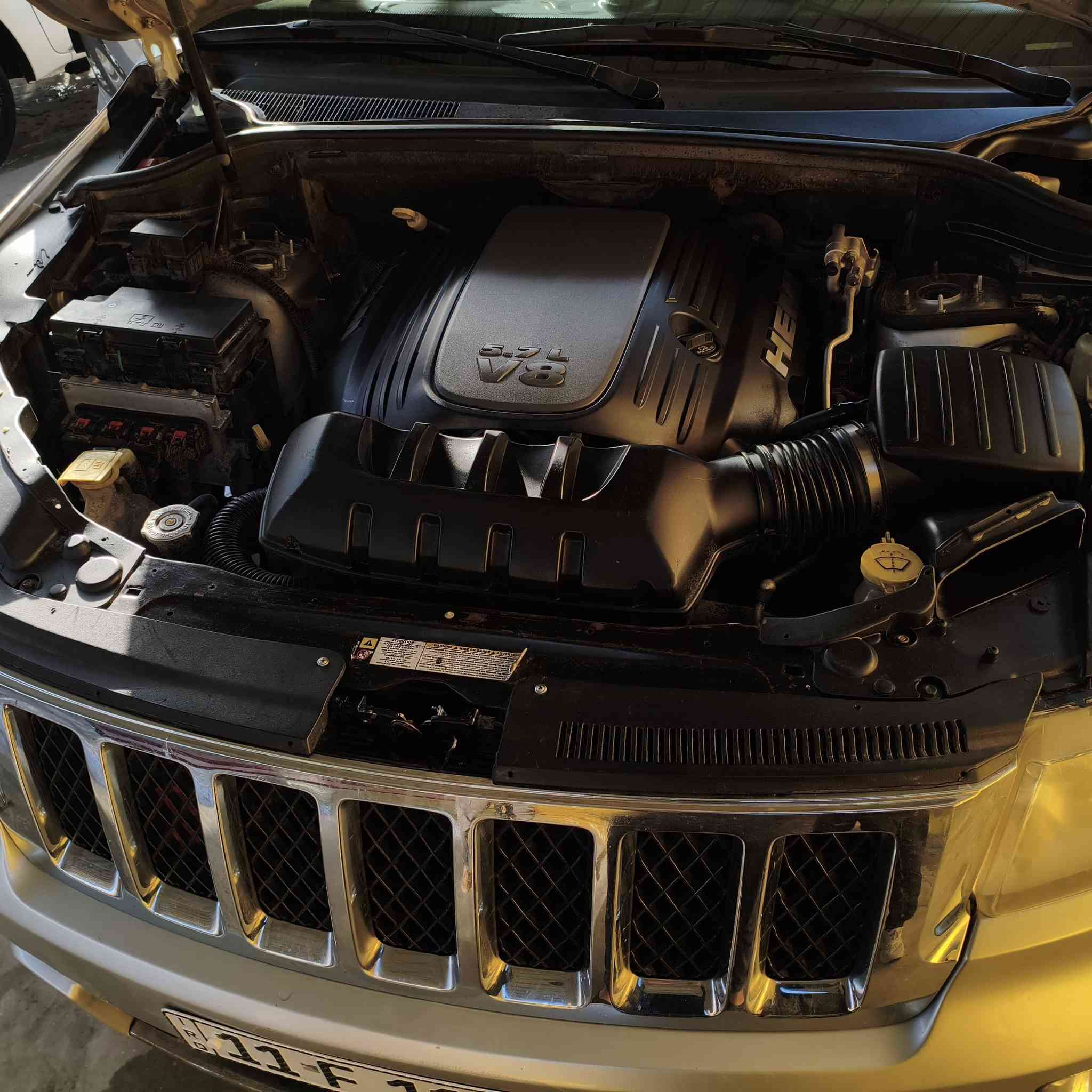 السلام عليكم جيب شيروكي ٢٠١٣
فول موصفات

رقم دولي بسمي صفر قرامات

 بنفس اليوم احولك

موصفات

 بنورامة رادار

  تتفة وتبريد كشن تتفة استيرن

  جنطة كهربائية بصمة ترحيب عند القتراب

جام اوتو  وجامة الخلفية مضلله بلادي  هم عاسكة اللنور العالي، المحرك هيمي 8 ✈️

سونار بل منشور
بية قطعتين ونص
سعرة 140 وبية مجال

***********
