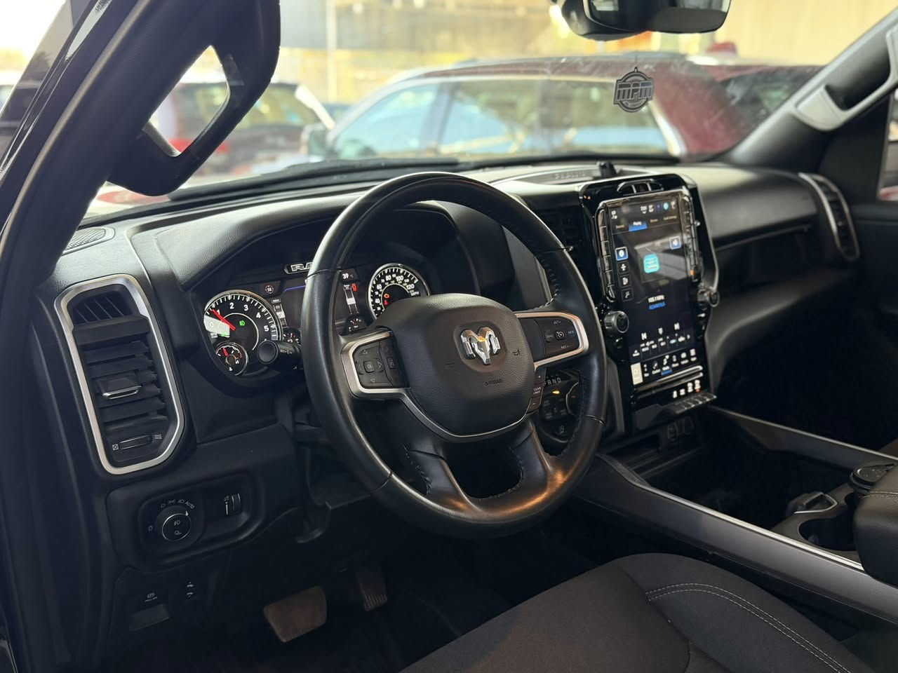 (بسم الله الرحمن الرحيم)
#العروض مستمرة والاسعار حلوة 🔥🔥🔥

رام بكهورن 💣 2024 🔥

فول مواصفات 💯 :

1- بصمة 🔐
2- تشغيل عن بعد 🕹️
3- شاشة تسلا 📺
4- كرسين كهرباء ⚡️ 
5- توقف تلقائي للصدمات 🖲️
6- حساس امامي و حساس خلفي 🔊
7- لايت اوتو ☀️

السيارة باب طويل بدي قصير (المرغوب )

حجم المحرك : 8 سلندر (5.700) ✅

حادثها جاملغ امامي صبغ وبدي خلفي تبديل ✅
بدون ايرباك ✅

صور الحادث مرفقة مع الصور

#السعر 31.500 $
315 ورقة للتفاوض او للاستفسار الاتصال على الرقم 

***********
***********
#مسلم الخفاجي
