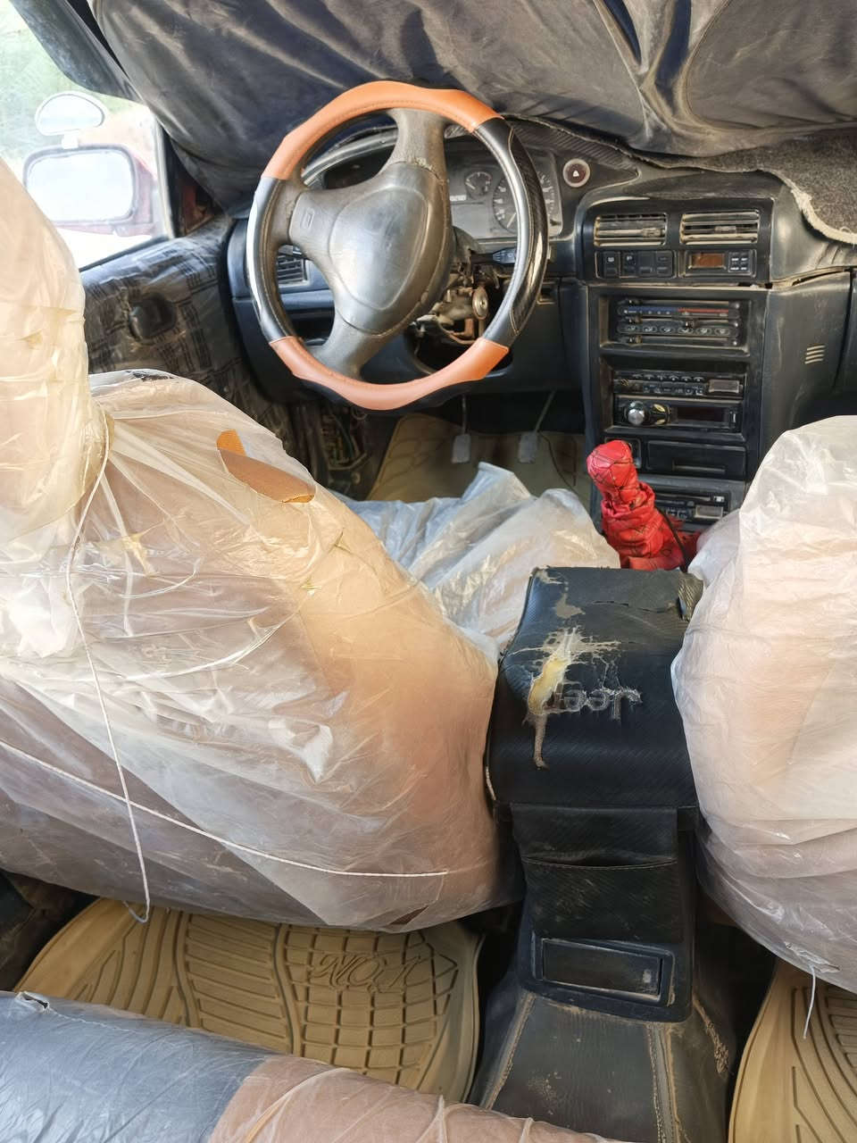 السلام عليكم 
كيه سيفيا موديل 94 گير عادي محرك وگير مكفول مابيها نقص سنويه لل30 مداوره جديد رقم انگليزي بغداد ومالكها ابغداد امداور ثاني يوم صبغ جماليه بدون ضربه تحتاج ترتيبات فقط المكان حله كفل السعر 32 وبيها مجال 
***********
