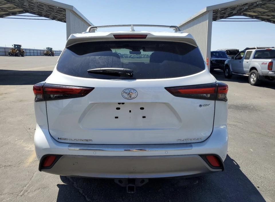 ♦️شركة النخبة - ELITE للمزادات وتجارة السيارات♦️

🔸السلام عليكم ..
♦️نوع السيارة …
♦️TOYOTA - HIGHLANDER - PLATINUM - 2025♦️

♦️تاريخ المزايدة غداً الثلاثاء بعد الخامسة مسائاً
♦️2026 - 5 - 12

🔸عداد المسافات - 11 الف ميل فقط .
🔸الاسطوانات - 4 سلندر .
🔸حجم المحرك - 2.4 .
🔸الوقود - هايبرد .

♦️الأضرار  :- حسب الصور المرفقة

🔸للدخول الى المزاد او شراء سيارة
🔸او اي استفسار يرجى التواصل مع …

♦️شركة الخبة - ELITEللمزادات وتجارة السيارات♦️

🔹عثمان الناصر - ‭0774 810 7610‬

📍صلاح الدين - قضاء العلم - قيصرية الخالد📍
