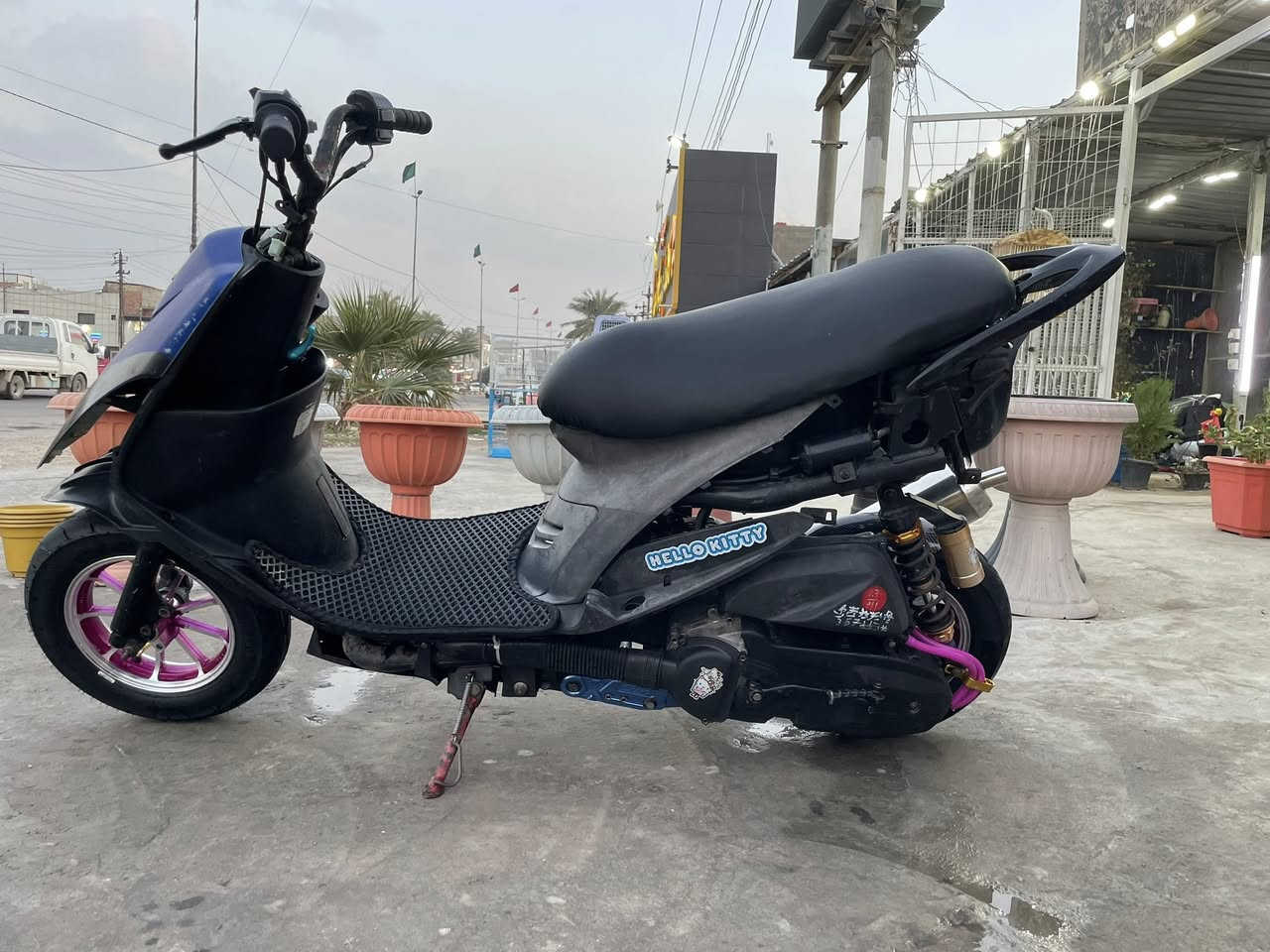 سلام عليكم دراجة ماكس عدلة مال لعب الدراجة نكرة سلف ابكل وقت
الدراجة عليهة تزويد خير من الله 
يادات كوسو 
ويل كرزي
شيال 
دبل خلفي اصلي 
قطرة دهن 
قطرة اكسل
فراك بريك 
قلق افلاوين 
صرنصة استيل 
تعلاكة 
مكان الدراجة بغداد الدورة السعر ٥٥٠ او بيعة مجال  قليللل 
الرقم ***********
