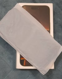 ايفون 16 برو ماكس ذاكرة 256 بطارية 100 دبل سيمكارت مداخل تصليح مستخدم ...