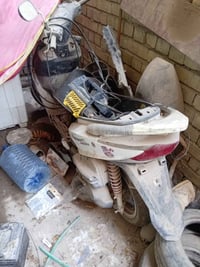 دراجه سيام للبيع كايمه يحتاجها كور وبوشه مكانها الدوره ٠٧٧١٥٦٧٣٧٥٣