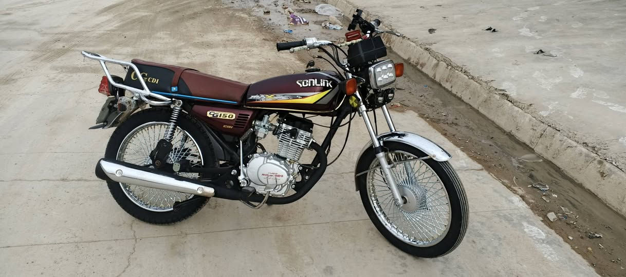 🧿سلام عليكم 

🧿عندي هاي دراجه للبيع 

🧿موديل 2021 رقم وسنويه كركوك انكليزي 

🧿دراجه حلوه ونضيفه 

🧿مكينه مامفتوح 

🧿شرط تحويل 

🧿ماشاء الله عليها سرعه شك الكاع 

🧿 رقم تلفوني فقط وتساب ***********
وسعرها 1350 وبي مجال لطيبين وتحياتي
