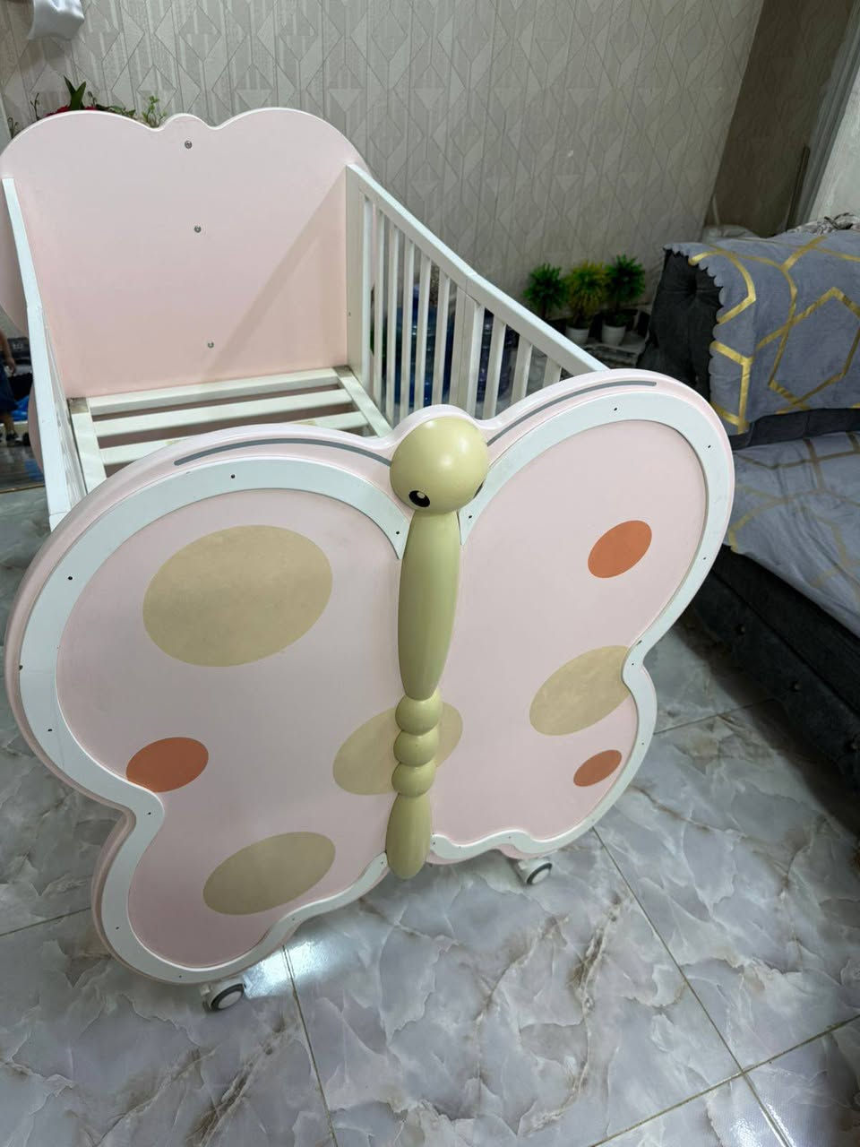 سرير أطفال ممستخدمي هواي أخو الجديد ويطبك وينفتح وهوه والدوشك مالتهه ب١٥٠ وبيهه مجال


**إذا كنت صاحب هذا الإعلان وتريد حذفه لأي سبب، رجاءا أرسل رسالة إلى الدعم الفني**