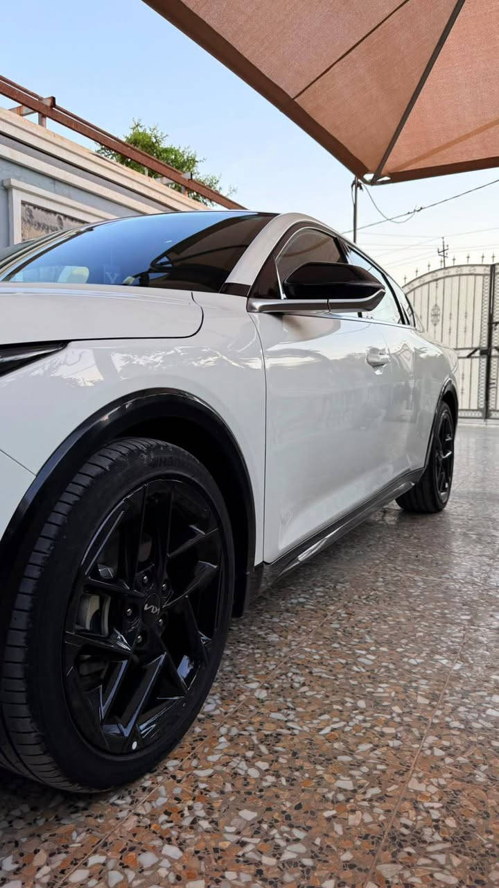 السلام عليكم
K4 GTLINE

محرك cc2000 دوش
حساس امامي
 حساس خلفي 
كامرة خلفية
 اشاير بالمري شفط 
تحكمات ستيرن فل كاملة 
شاشة متصلة
ابل كاربلاي
اندرويد اوتو
ويل بلاك 18 
بصمة تشغيل عدد 2 
تشغيل عن بعد
بصمة غلق وفتح الابواب 
كير AT
الداخل جلد
 تبريد قطعتين
ماشيه 16000
 السياره تحت ضمان الشركه 
ضمان 5 سنوات صيانه 
و3 سنوات دهن وفلتر 
وسنه كامله راحه السياره 
وارد خليجي بدون حادث بدون 
بدون شخط
فقط بدعاميه الاماميه كم شخطه بسيطه
الكشر سليم بلكامل 
السعر 195 وبيه مجال 
رقم الموبايل ***********

